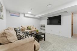 1041 Mcleod Avenue, Winnipeg, MB R2G2L1 Photo 23