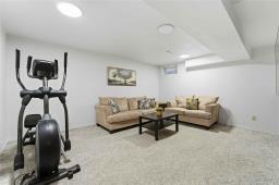 1041 Mcleod Avenue, Winnipeg, MB R2G2L1 Photo 25