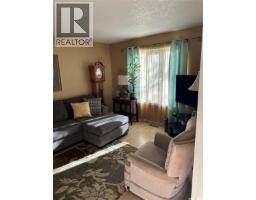 Bedroom - 1131 Macklem Drive, Saskatoon, SK S7L4R7 Photo 7