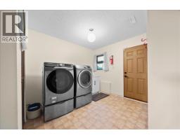 364 54 Street, Delta, BC V4M3G5 Photo 24