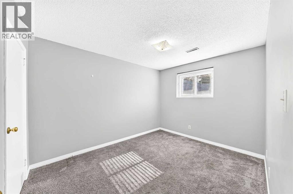 Basement bedroom #4