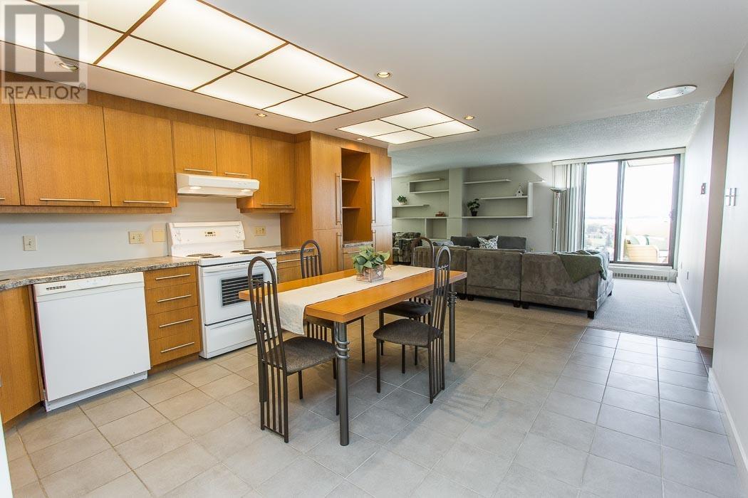 1139 Queen ST E # 1107 - 18