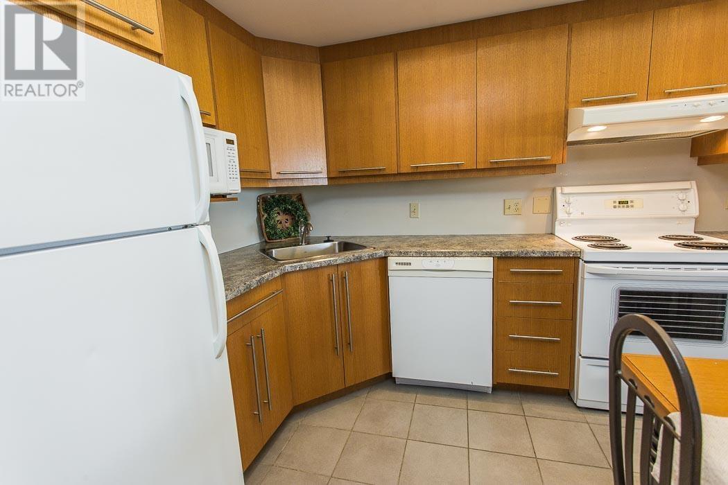 1139 Queen ST E # 1107 - 17