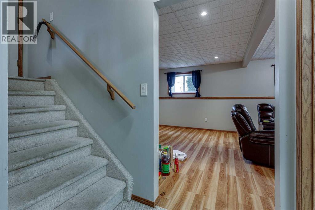 13 Dumas Crescent, photo 24 of 49