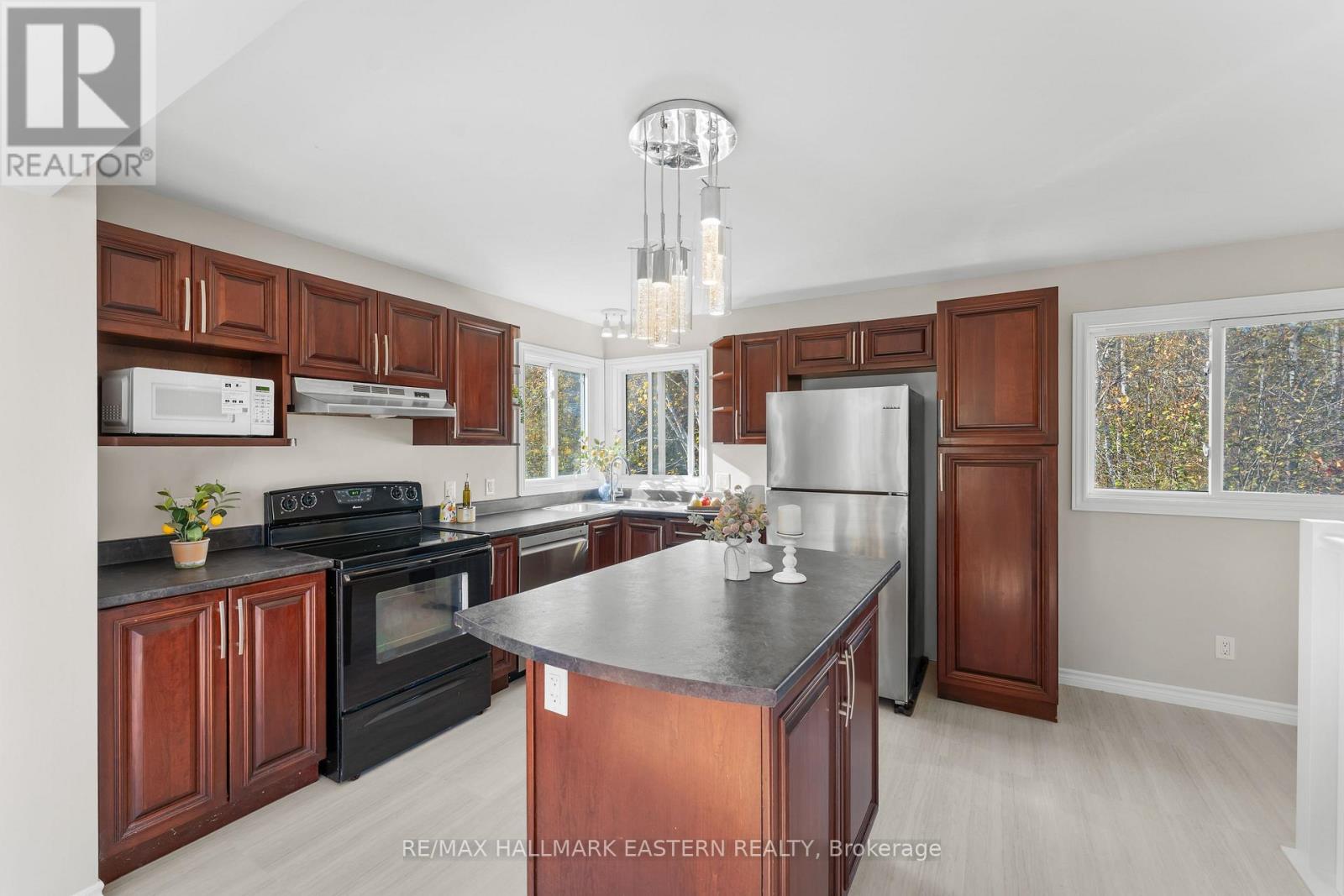 5219 Rice Lake Drive North, Hamilton Township, ON photo 10