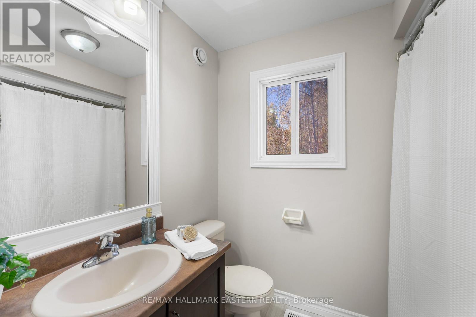 5219 Rice Lake Drive North, Hamilton Township, ON photo 23