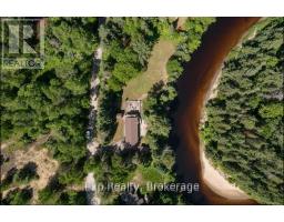 27 Groeger Road, Huntsville, ON P1H2J4 Photo 6