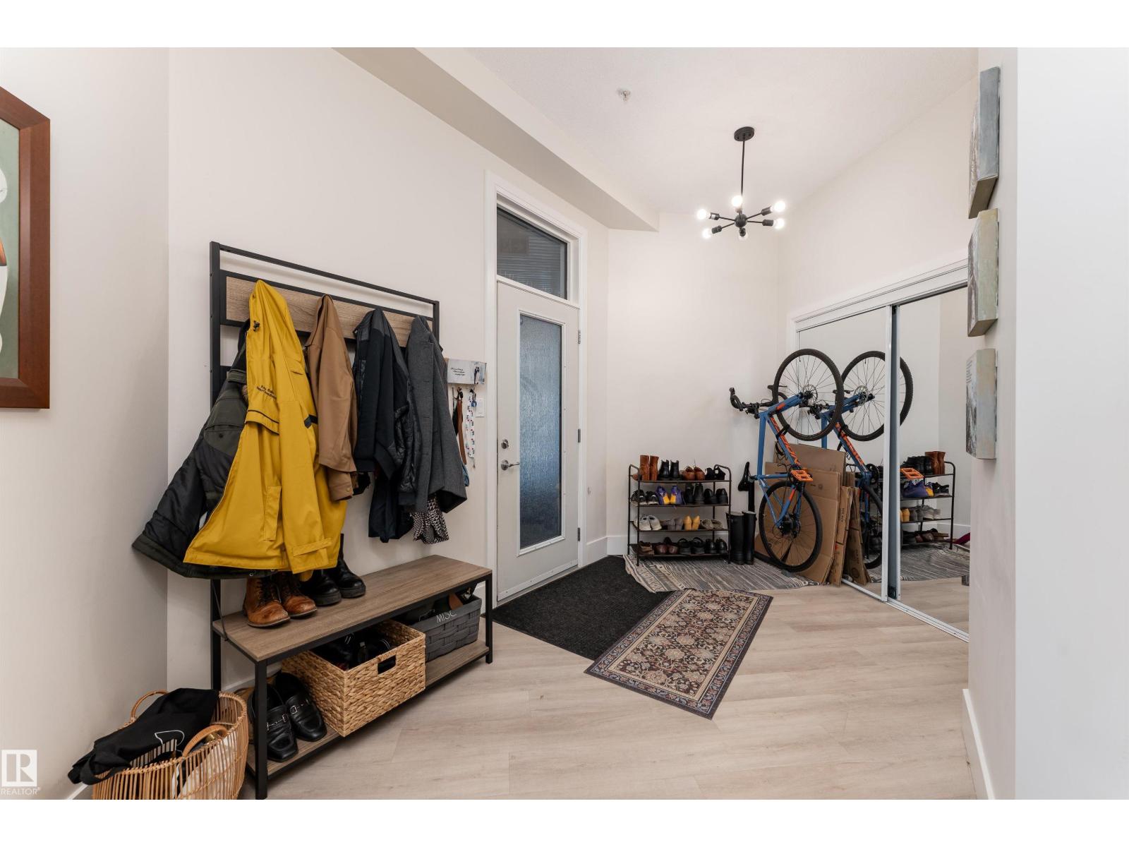 #455 10403 122 ST NW, Edmonton — photo 3