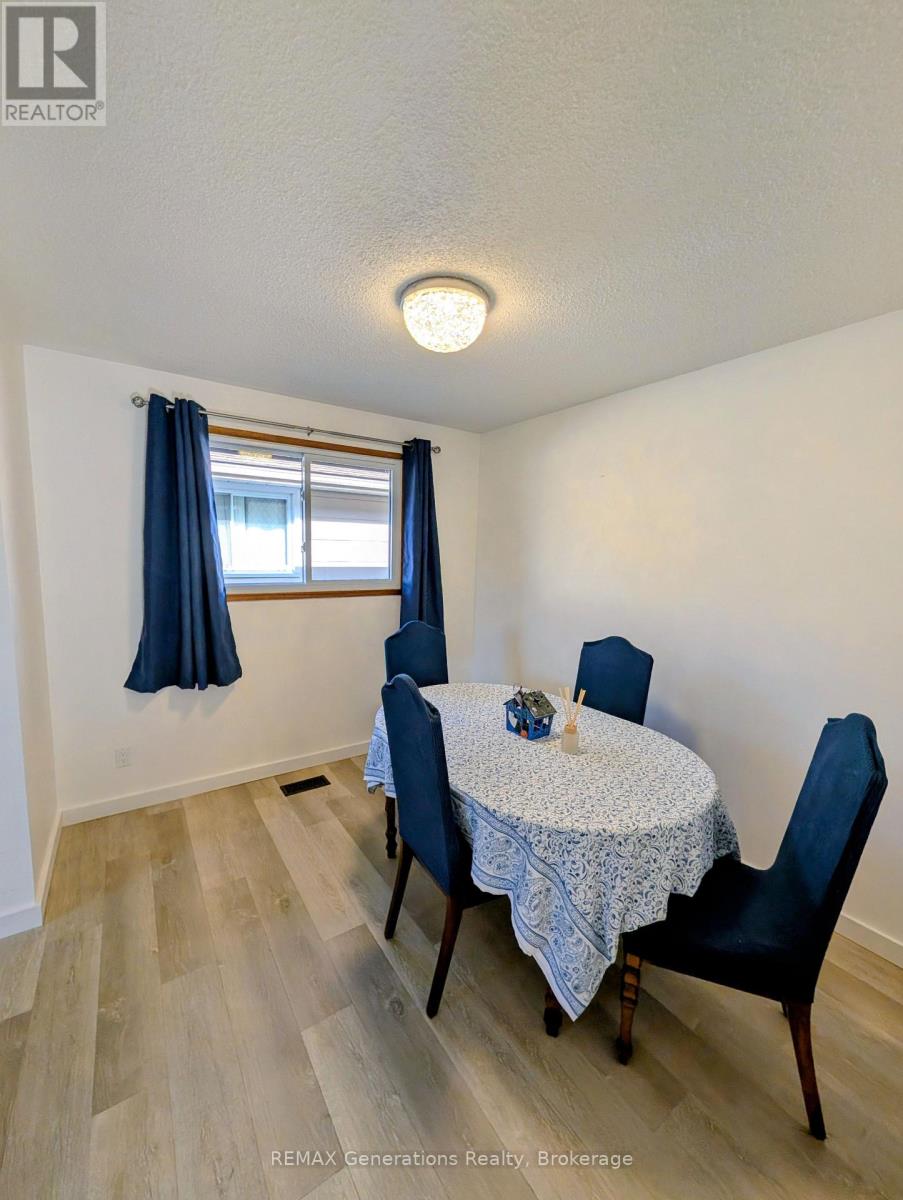 545 LANARK CRESCENT, Thunder Bay (County Park) — photo 8