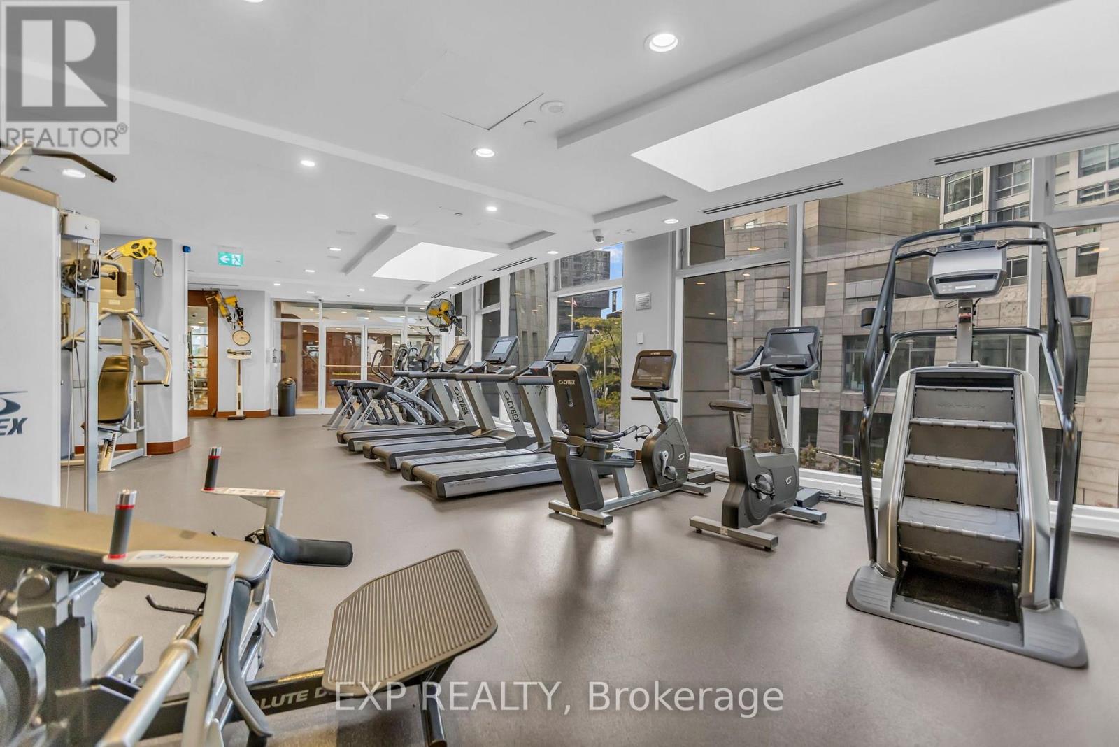 806- 2181 Yonge Street, Toronto, ON photo 35