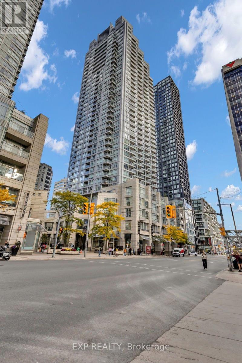 806- 2181 Yonge Street, Toronto, ON photo 40