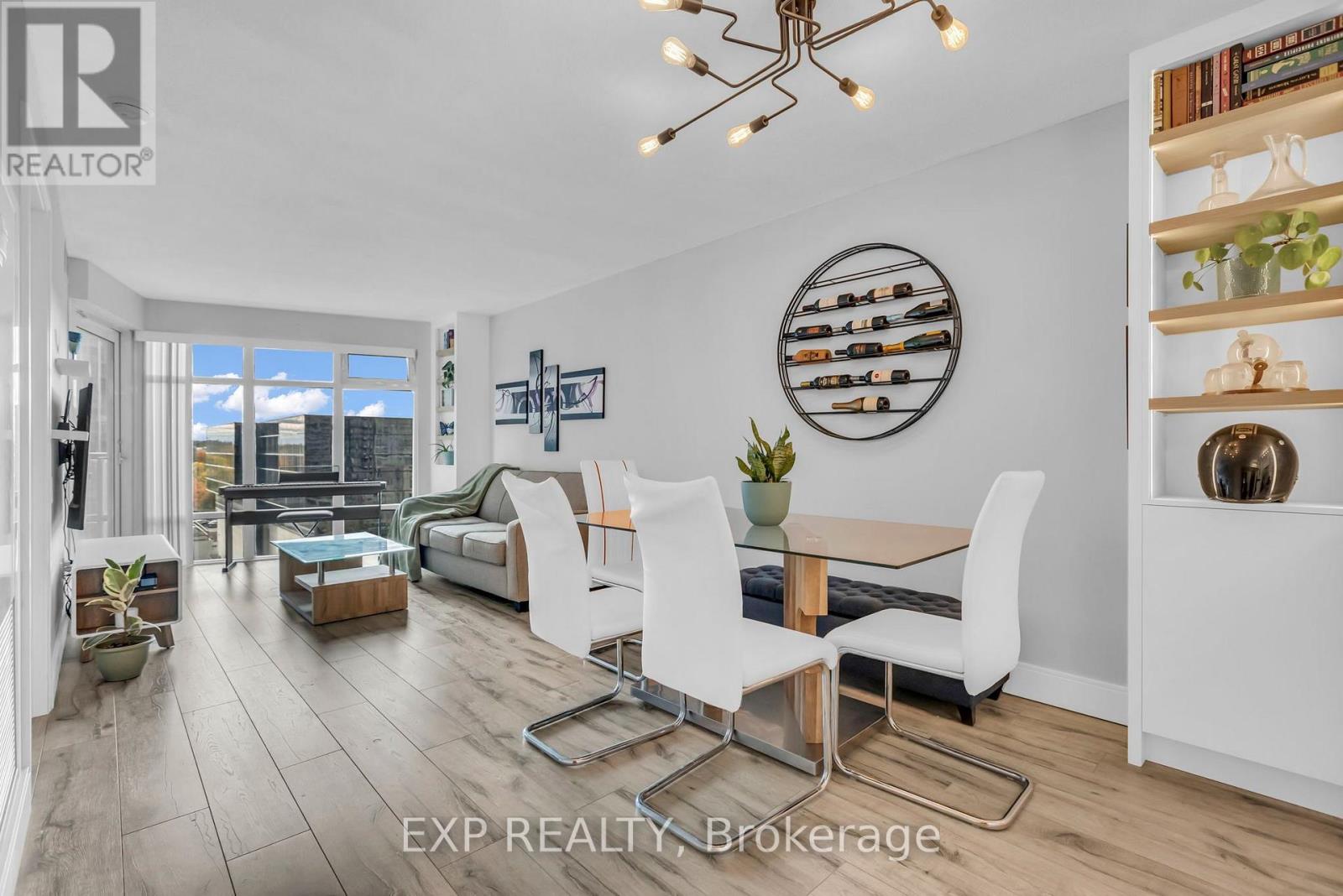 806- 2181 Yonge Street, Toronto, ON photo 8