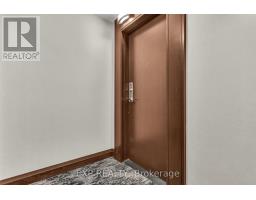 806 - 2181 Yonge Street, Toronto, ON M4S3H7 Photo 42