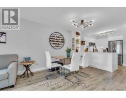 806 - 2181 Yonge Street, Toronto, ON M4S3H7 Photo 7