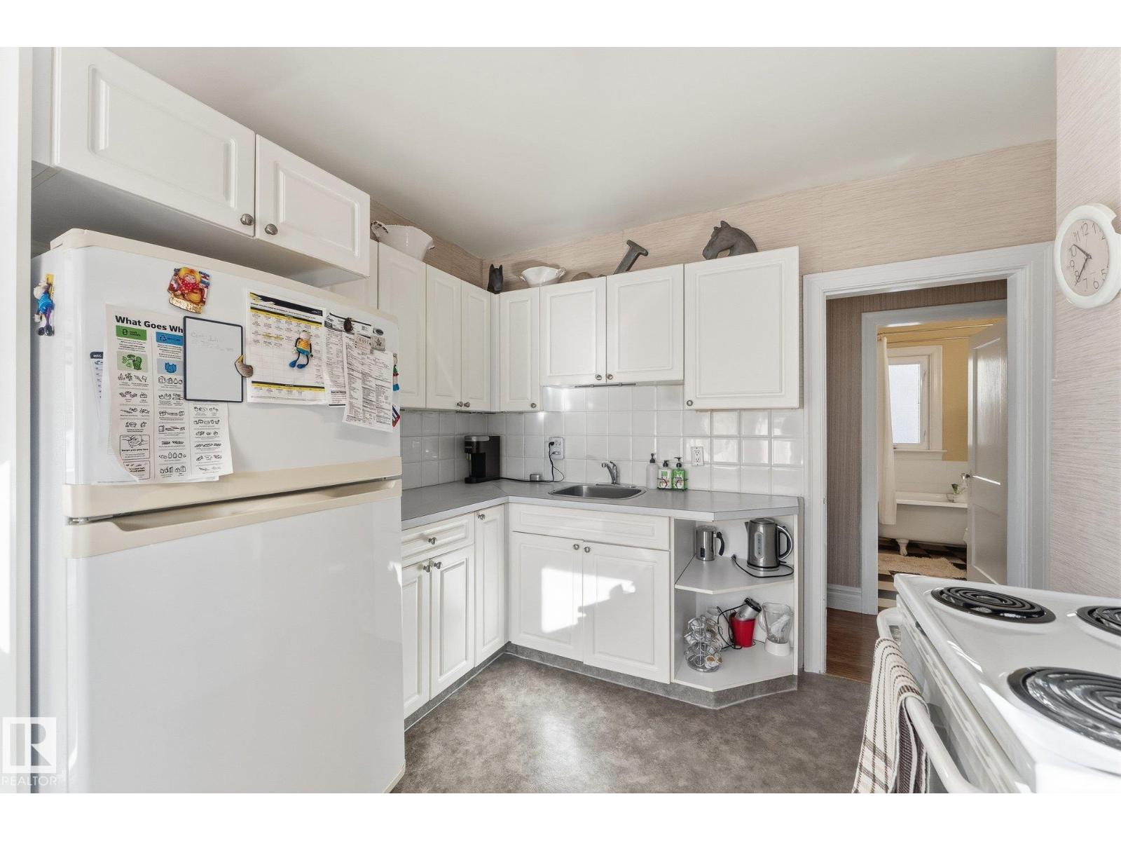 10214 147 ST NW, Edmonton — photo 13