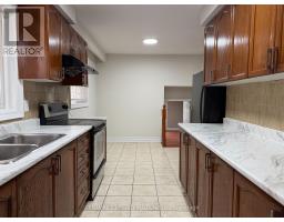 29 Lawnmere Crescent, Toronto, ON M1S2T1 Photo 11