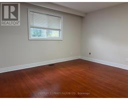 29 Lawnmere Crescent, Toronto, ON M1S2T1 Photo 12