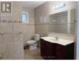 29 Lawnmere Crescent, Toronto, ON M1S2T1 Photo 17