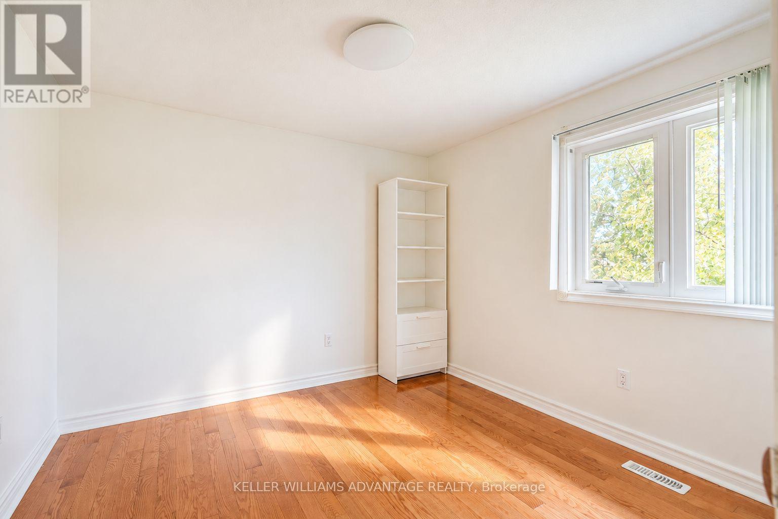 58 Ambercroft Boulevard, Toronto, ON photo 24