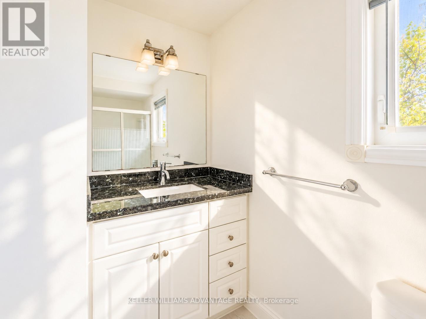 58 Ambercroft Boulevard, Toronto, ON photo 27