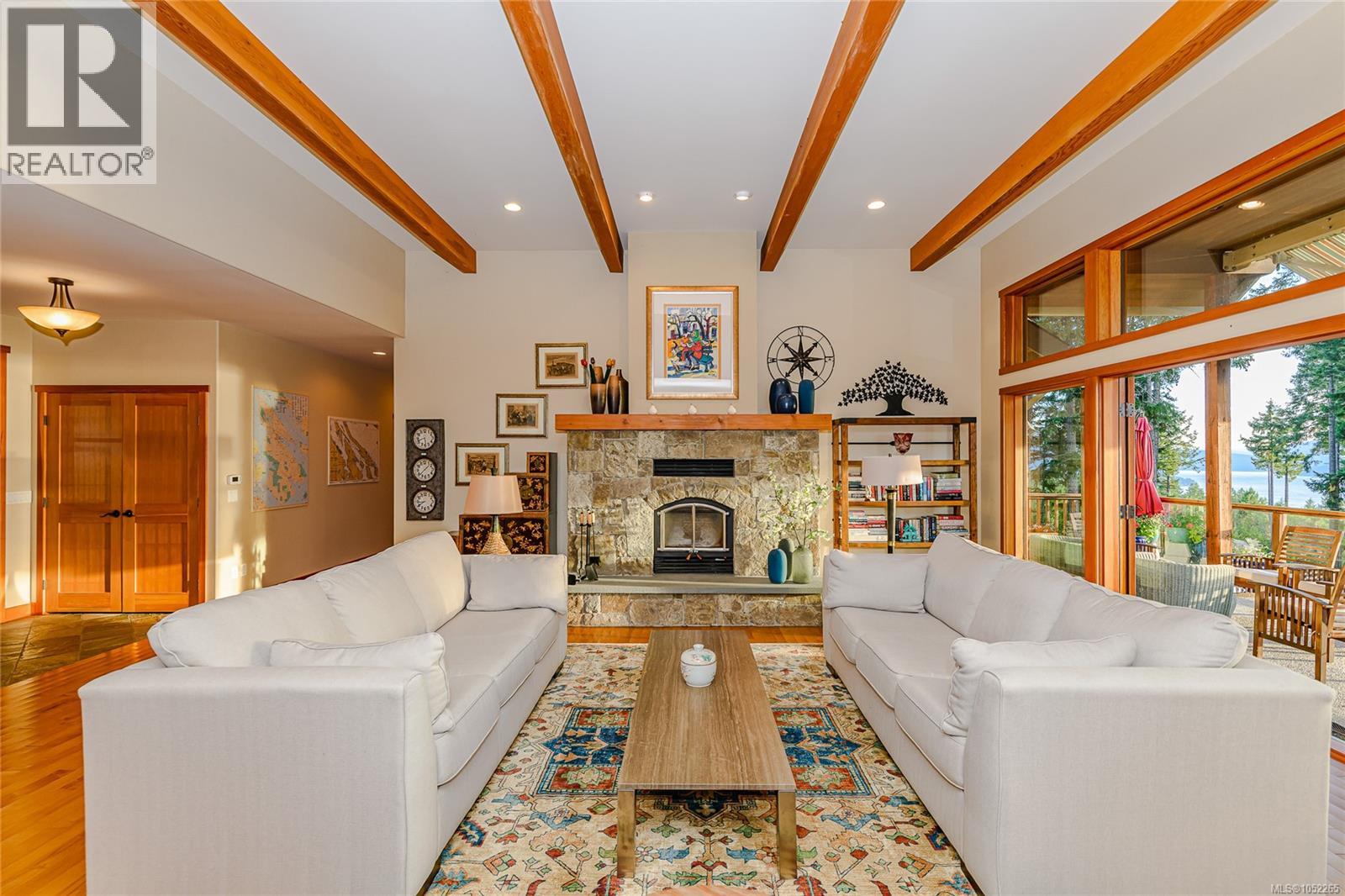  123 Murrelet Place, Salt Spring