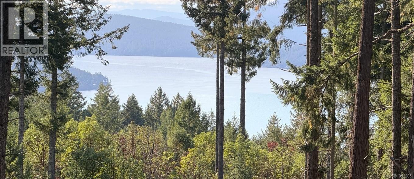  123 Murrelet Place, Salt Spring