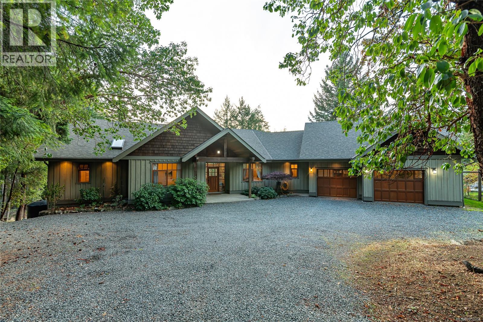  123 Murrelet Place, Salt Spring