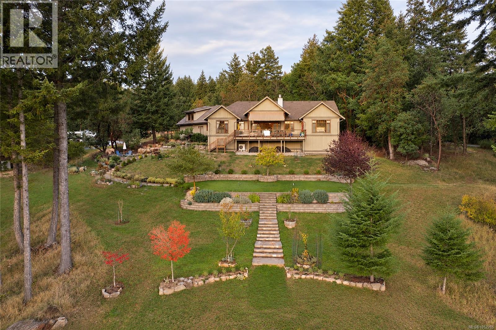  123 Murrelet Place, Salt Spring
