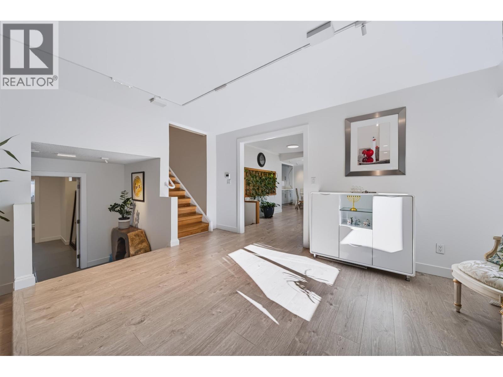 7700 DAMPIER Drive, Richmond