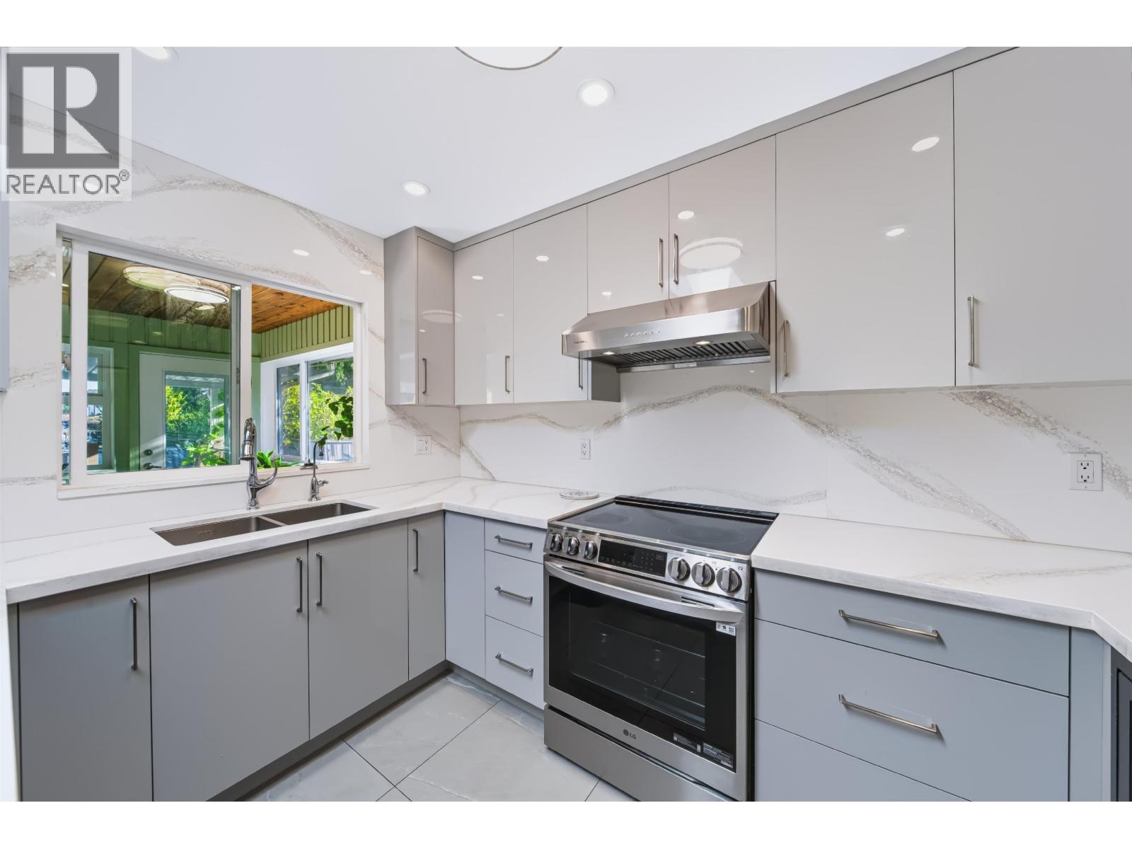 7700 DAMPIER Drive, Richmond