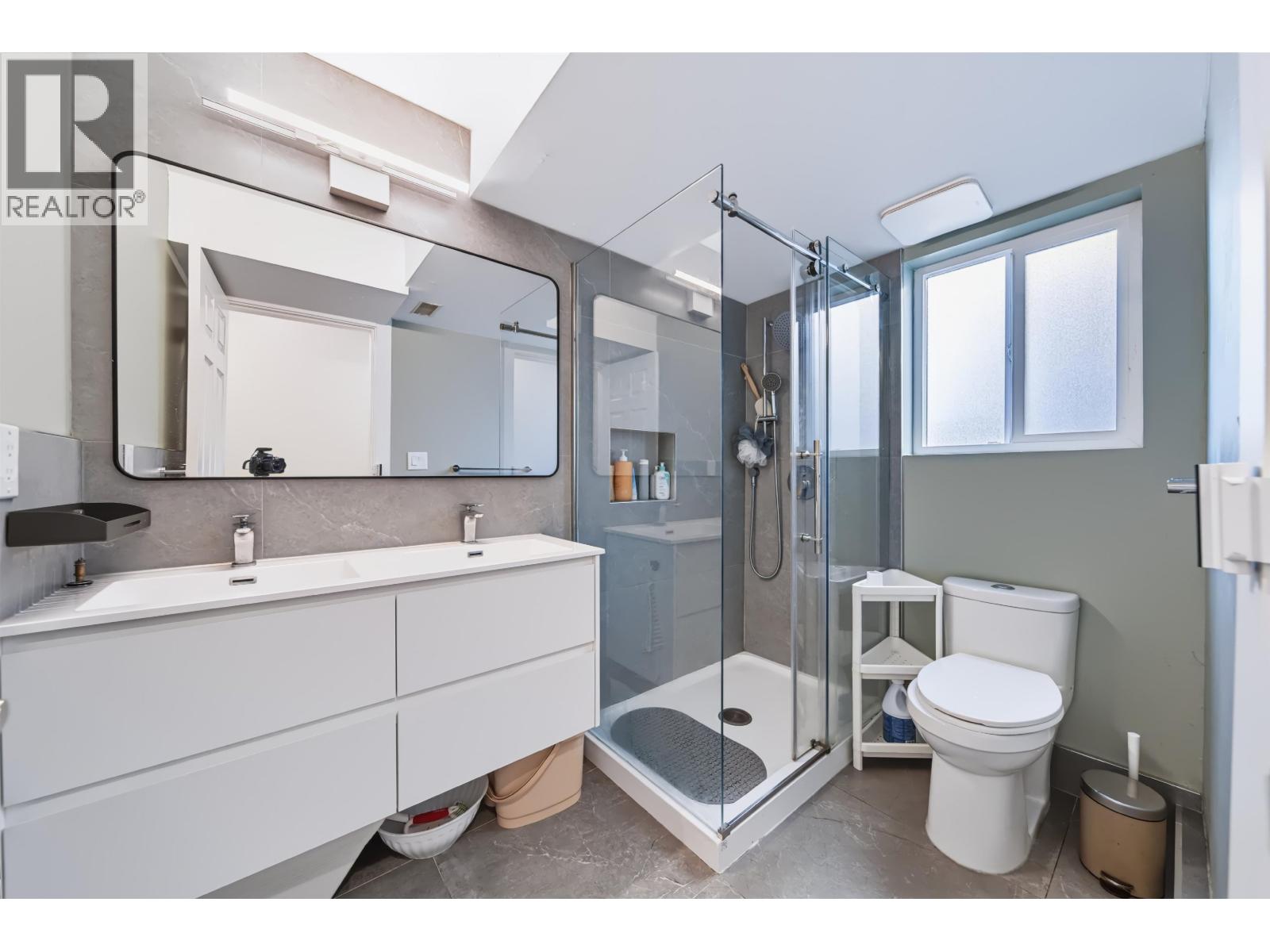 7700 DAMPIER Drive, Richmond