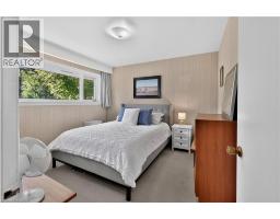 2086 Glenforest Crescent, Oakville, ON L6J2G4 Photo 19
