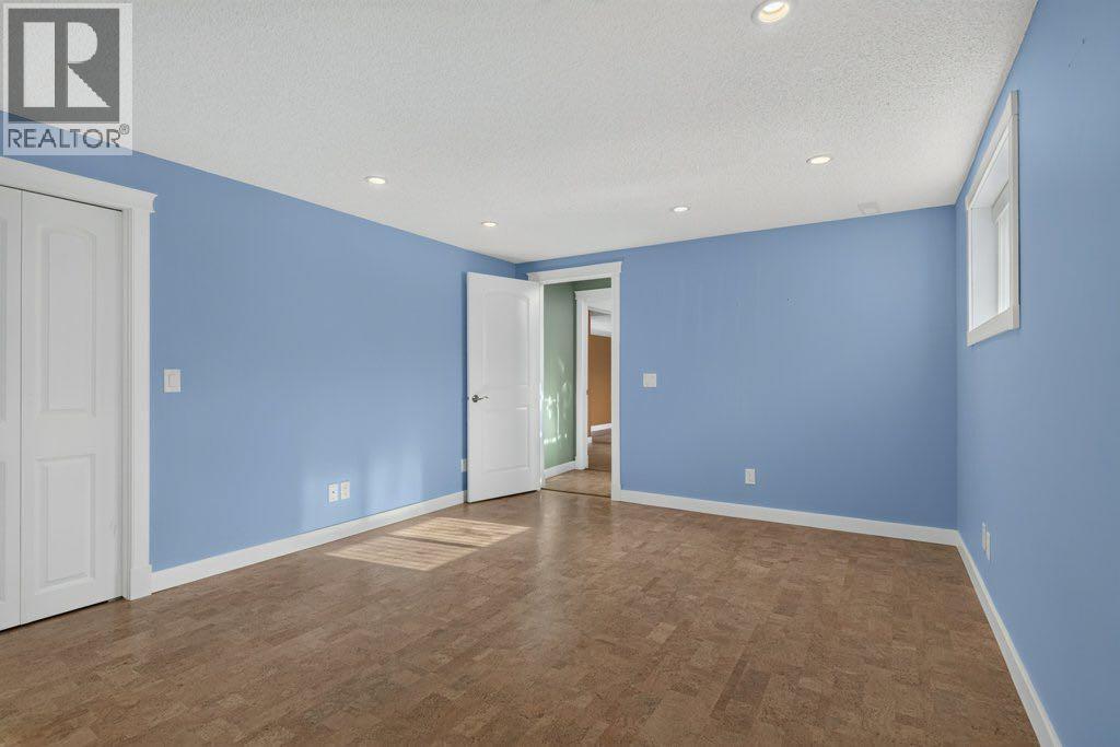 6024 Pinecrest Way NE, Calgary — photo 22