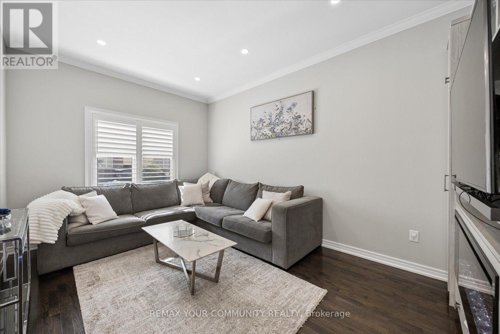 41 Lauderdale Drive, Vaughan, ON photo 8
