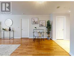 104 - 9 Northern Heights Drive, Richmond Hill, ON L4B4M5 Photo 12
