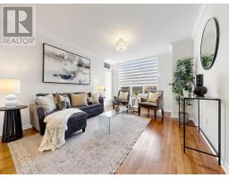 104 - 9 Northern Heights Drive, Richmond Hill, ON L4B4M5 Photo 7