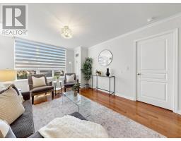 104 - 9 Northern Heights Drive, Richmond Hill, ON L4B4M5 Photo 8