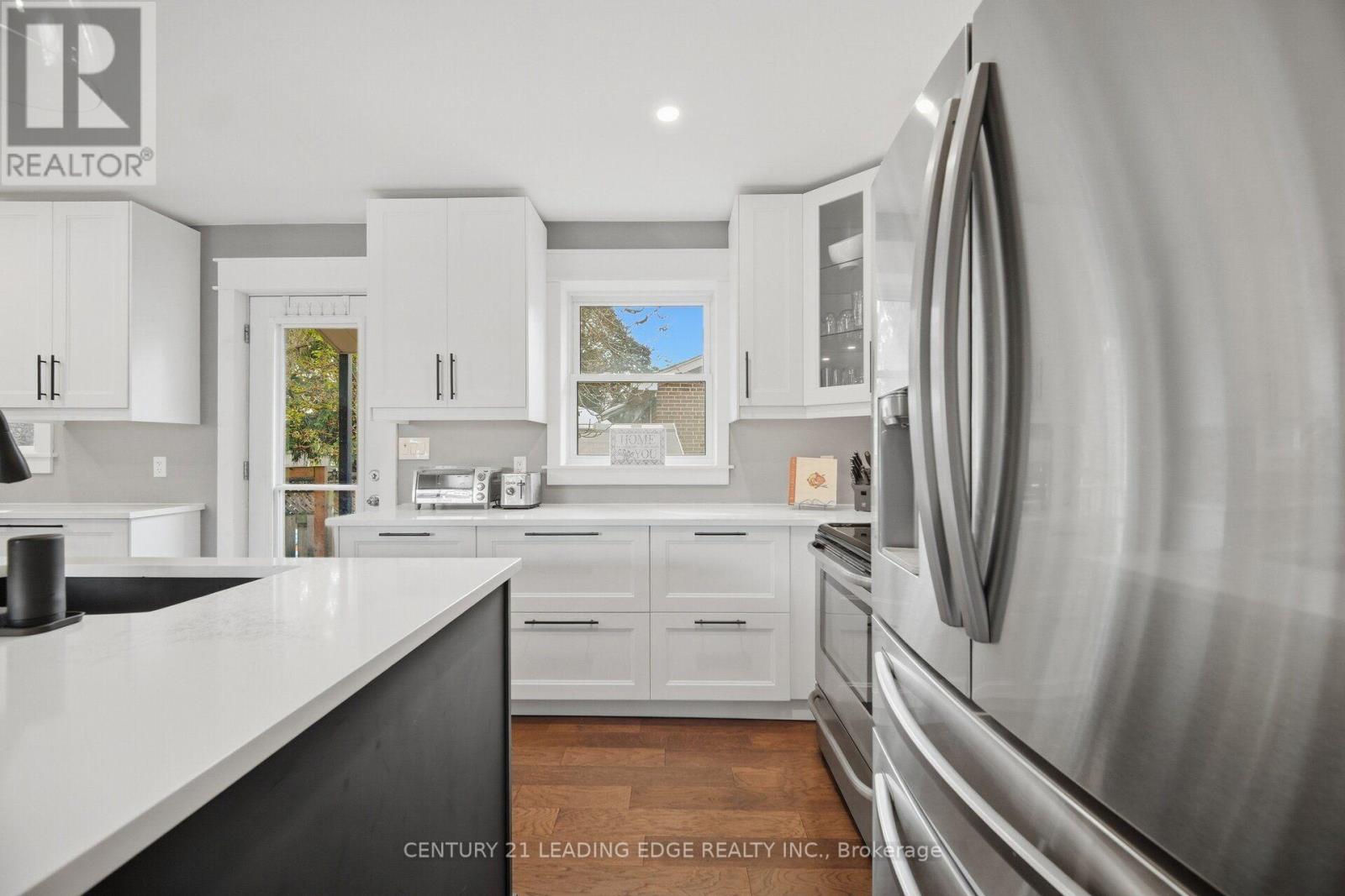 308 Rupert Avenue, Whitchurch-Stouffville, ON photo 16