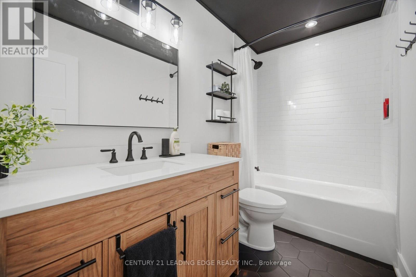 308 Rupert Avenue, Whitchurch-Stouffville, ON photo 27