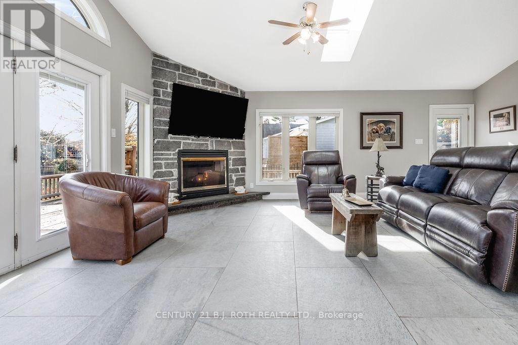 1909 Mcleod Drive, Severn photo 27