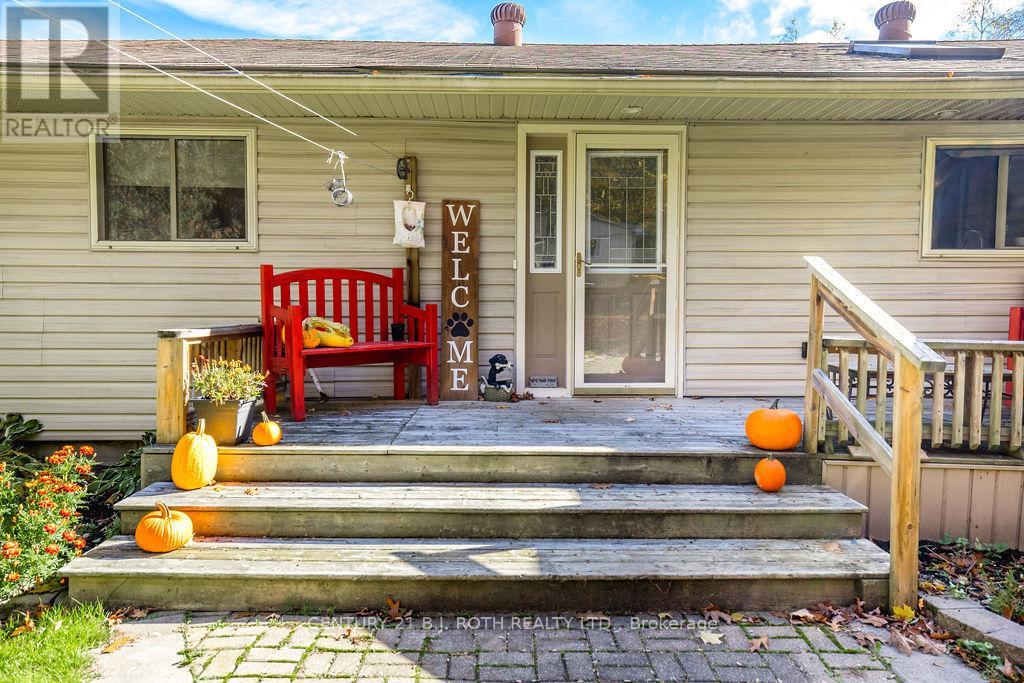 1909 Mcleod Drive, Severn photo 3