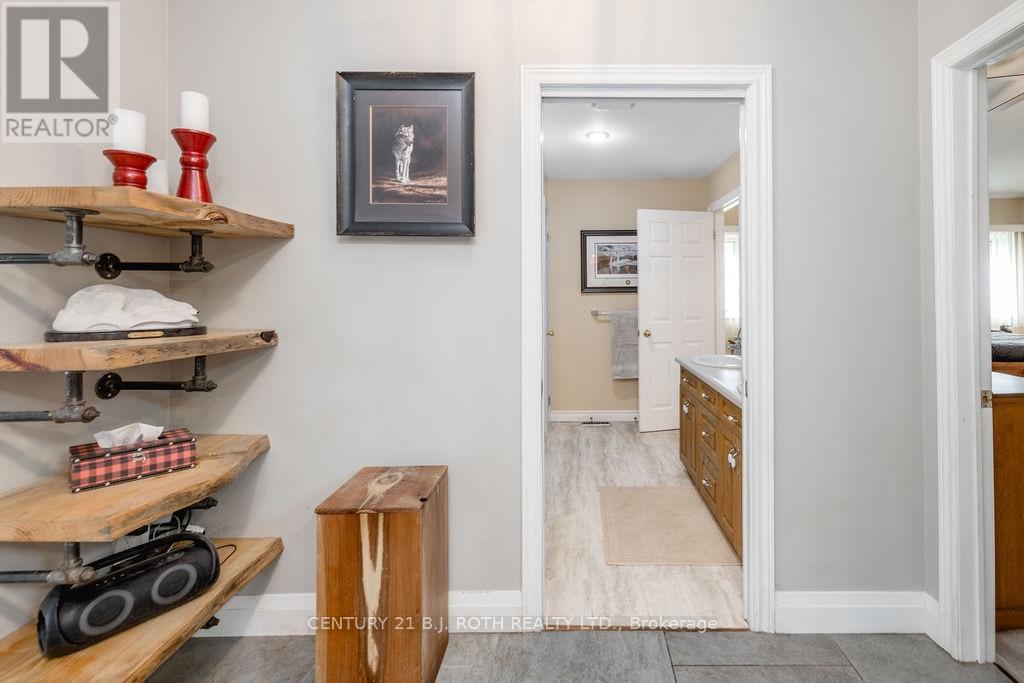 1909 Mcleod Drive, Severn photo 30