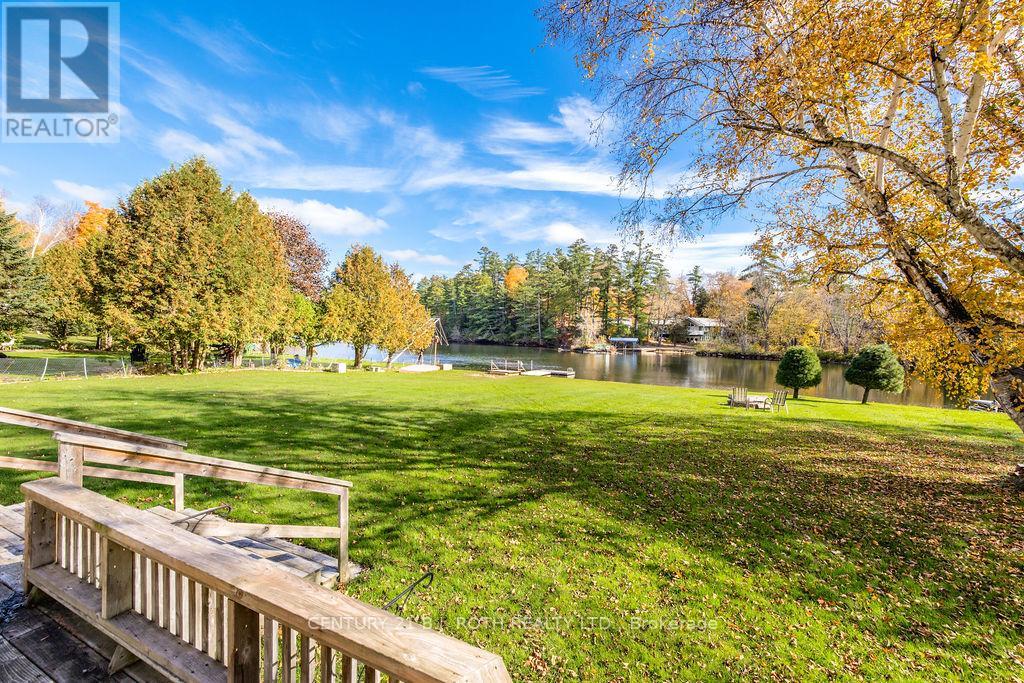 1909 Mcleod Drive, Severn, ON photo 42