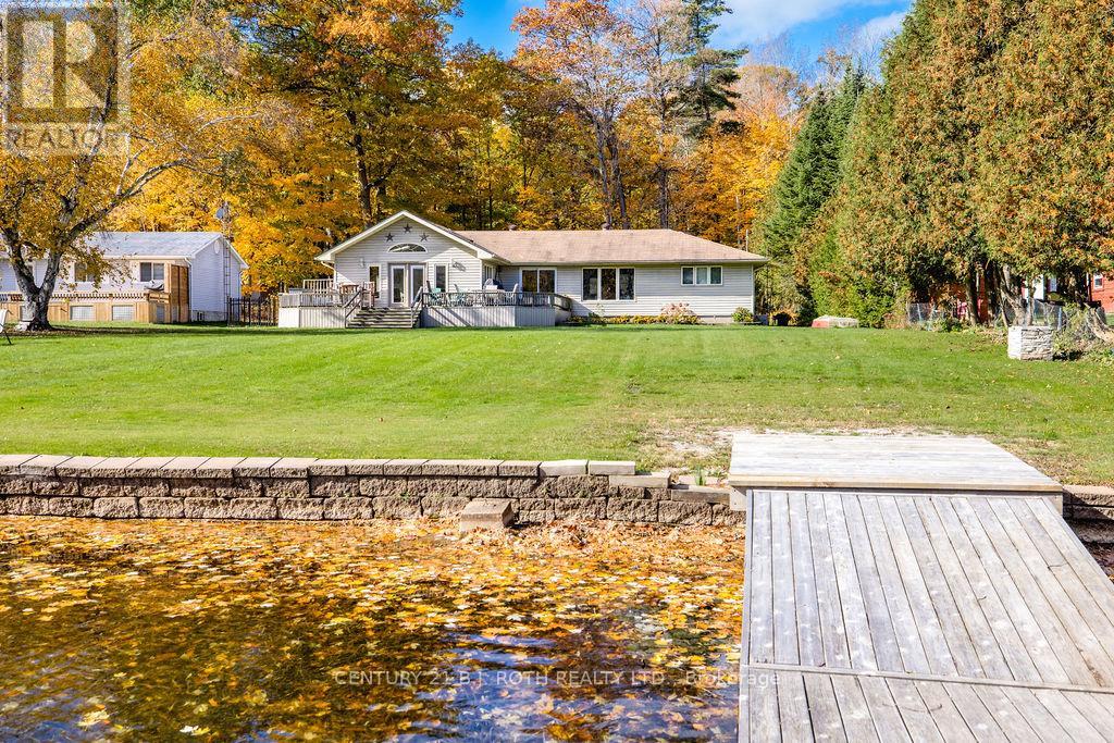 1909 Mcleod Drive, Severn, ON photo 43