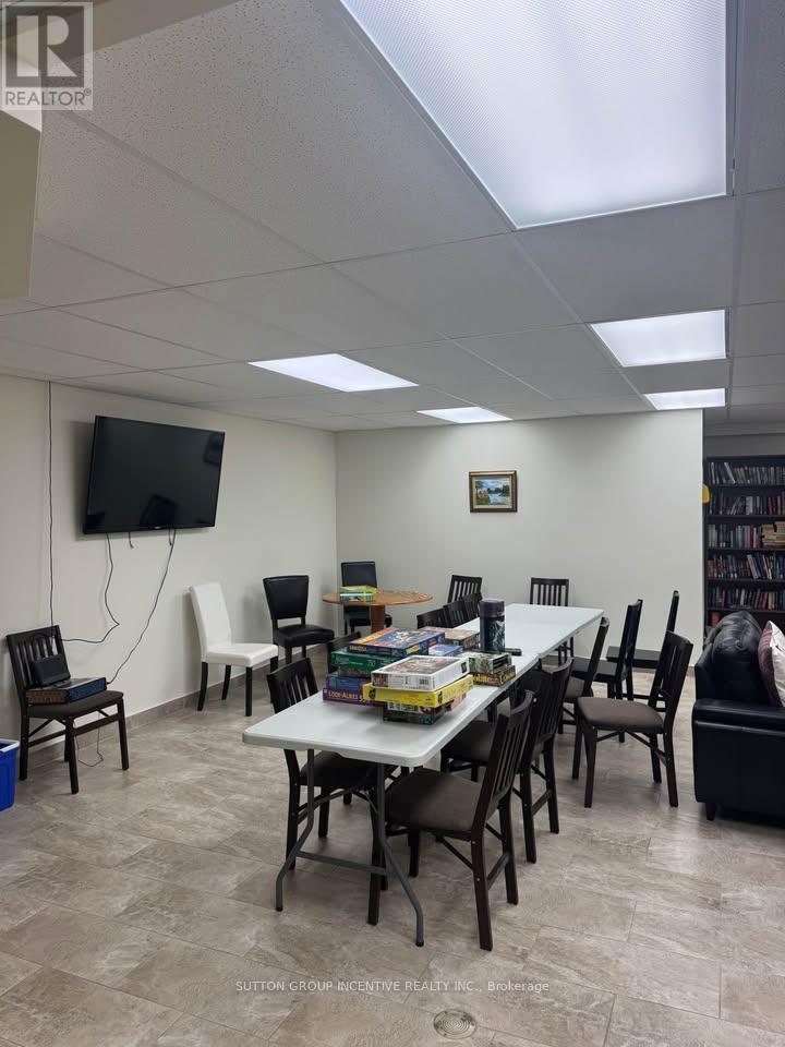 204-496 Yonge Street, Barrie photo 10