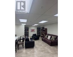 405 - 496 Yonge Street, Barrie, ON L4N4E2 Photo 9
