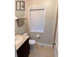 85 Finegan Circle, Brampton, ON L7A4Z8 Photo 7