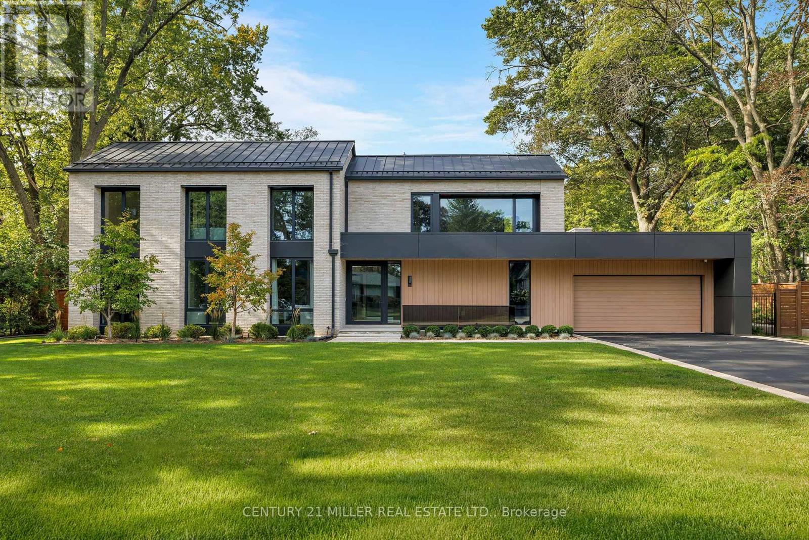 Photo of 222 BURGUNDY DRIVE