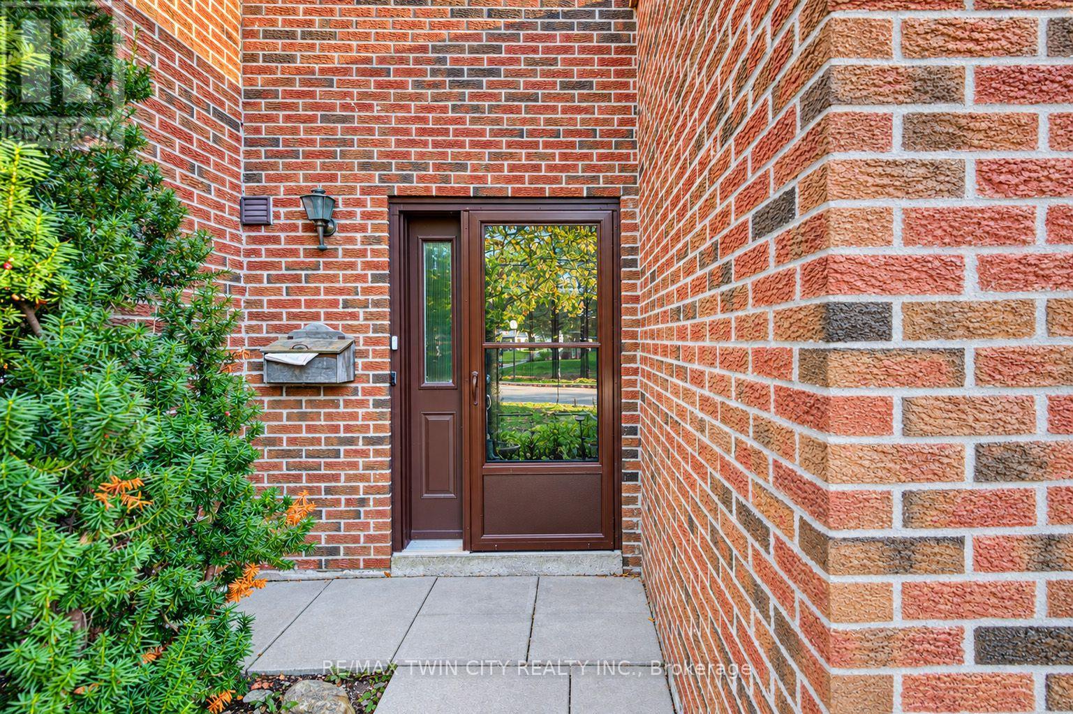 20 - 187 GRULKE STREET, Kitchener — photo 4