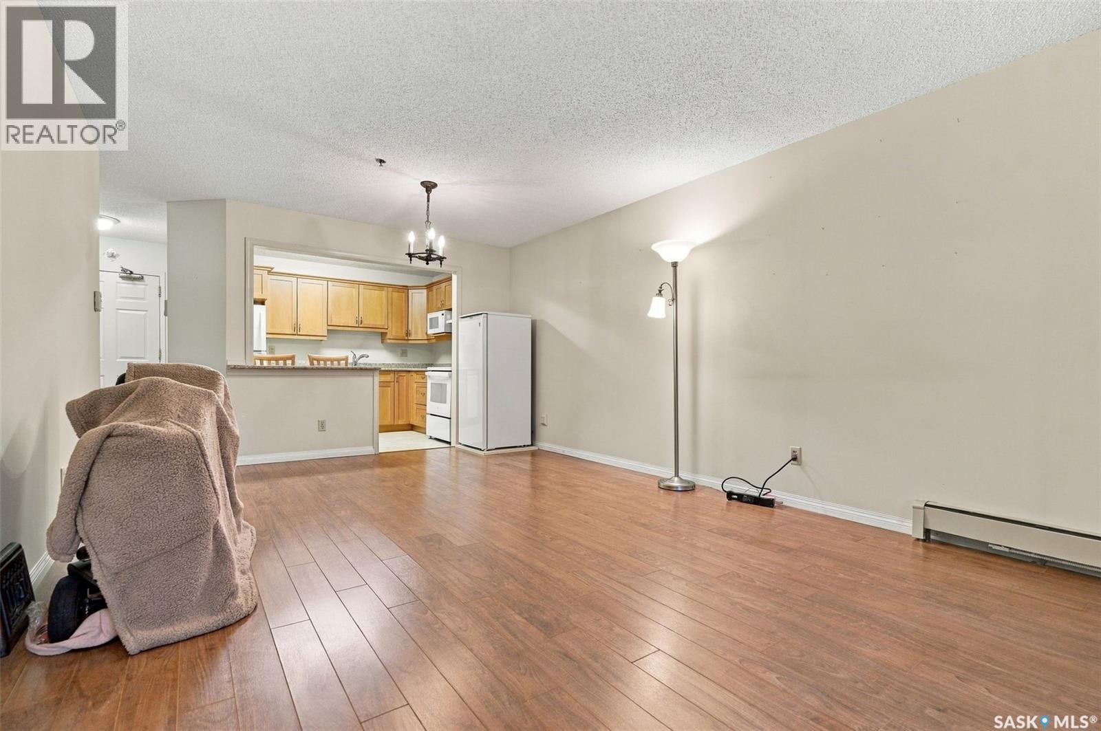 301 A 351 A Saguenay DRIVE, Saskatoon Saskatchewan — photo 6